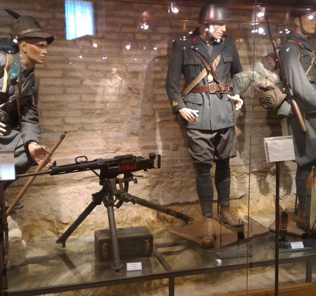 Museo delle Due Guerre Mondiali - Copertina